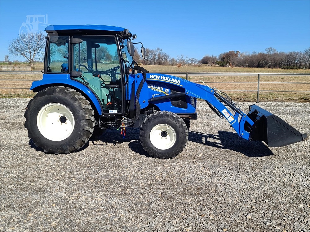 2016 New Holland Boomer 47