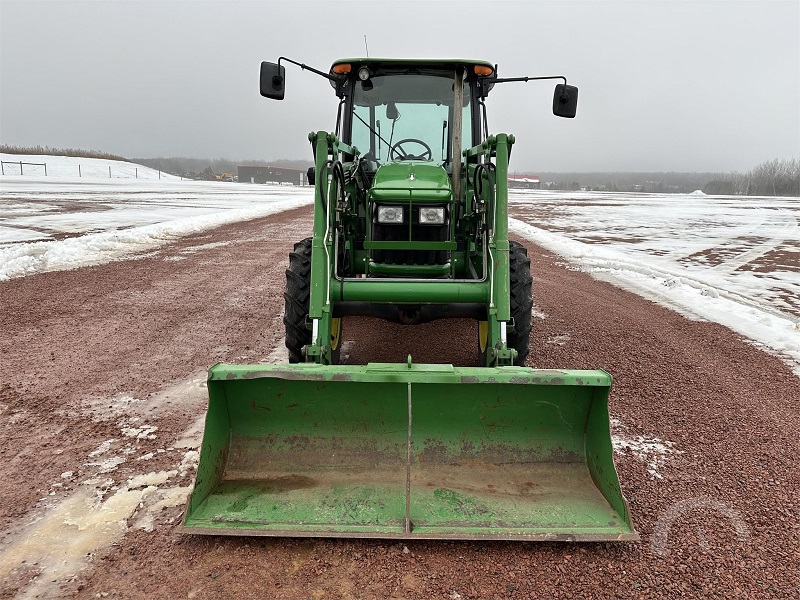 2005 John Deere 5425