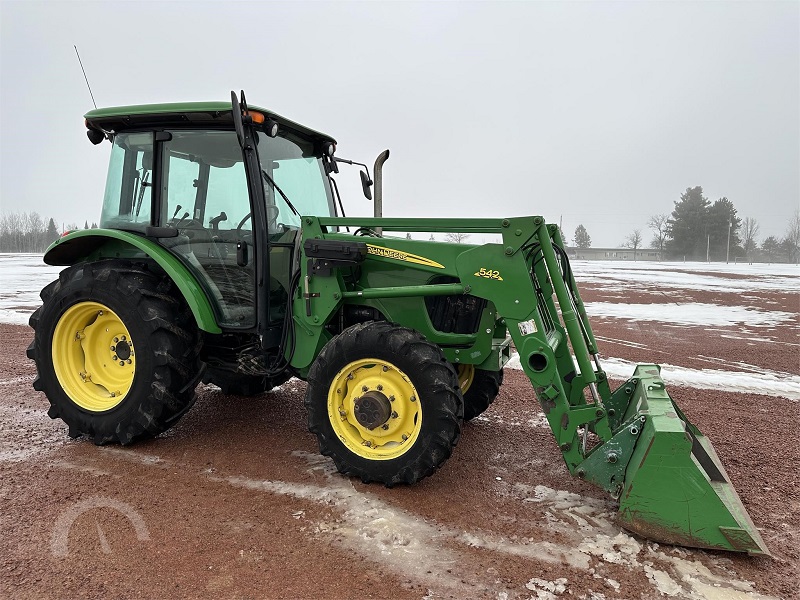 2005 John Deere 5425